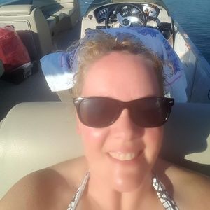 Meet your Posher, Jillian